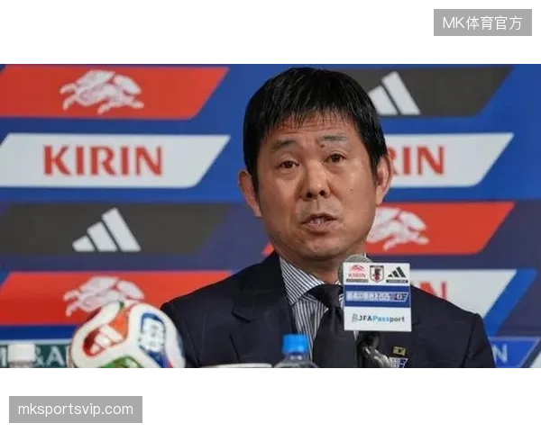 日本中场核心南野拓实遭遇十字韧带重伤，森保一的中场组织面临严峻考验